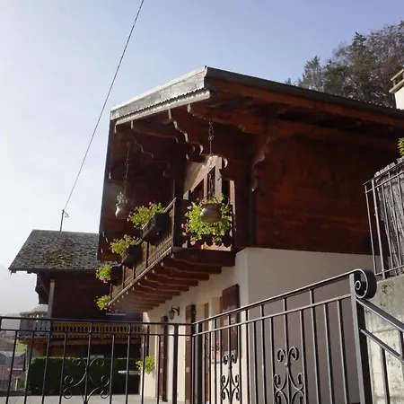 La Pala Avec 瓦尔·蒂利兹